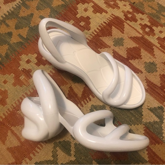 WHITE KOBARAH CAMPER (SOLD OUT) - Picture 1 of 4